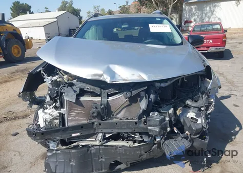 2017 Toyota Rav4 Le z USA, uszkodzony, nr VIN 2T3ZFREV5HW372357